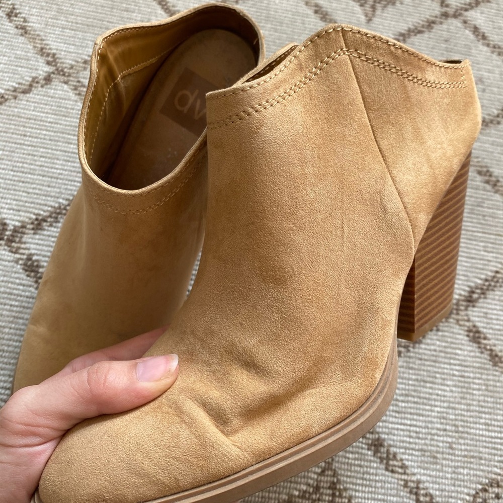Dolce Vita Mules